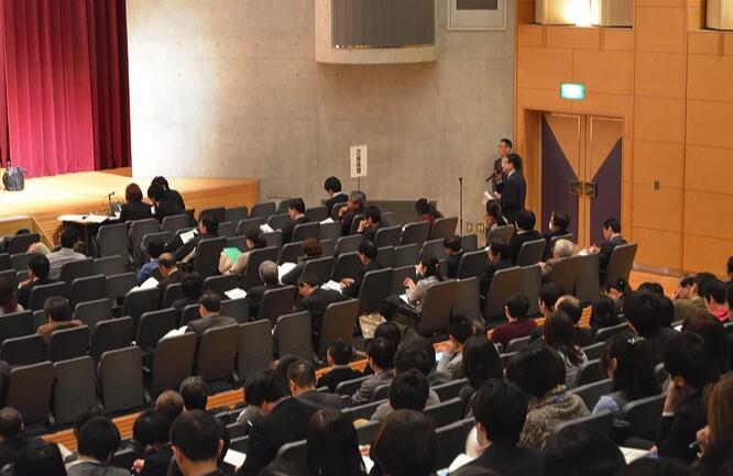 会议策划者应该如何选择活动场地呢